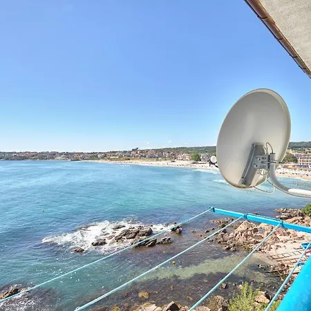 1bd Flat With A Stunning Sea View In